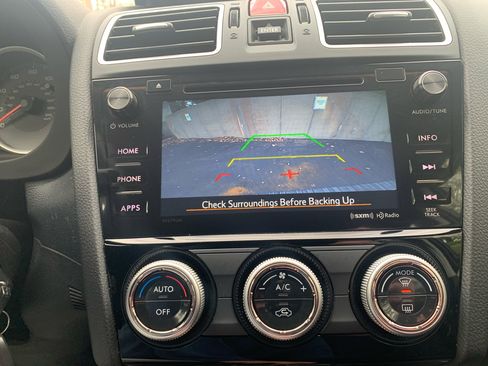 Used 2018 Subaru Forester 2.5i Premium w/ All-Weather Package image 13