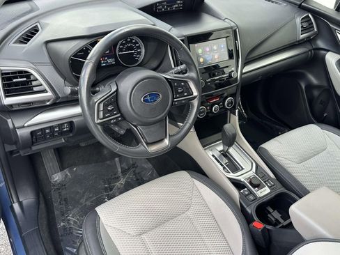 Used 2023 Subaru Forester Premium AWD/4WD image 9