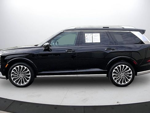 Used 2026 Hyundai Palisade Calligraphy image 6