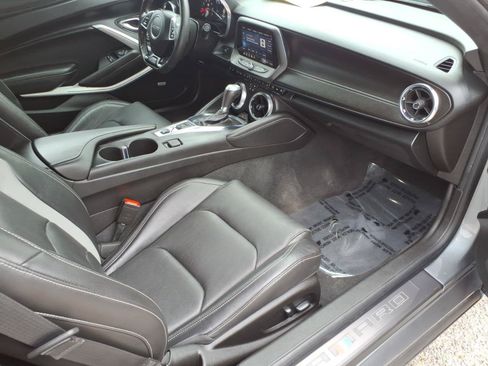 Used 2022 Chevrolet Camaro SS RWD image 24