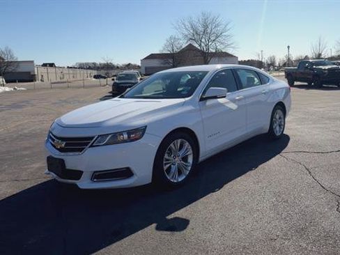 Used 2014 Chevrolet Impala LT w/ Premium Seating Package image 4