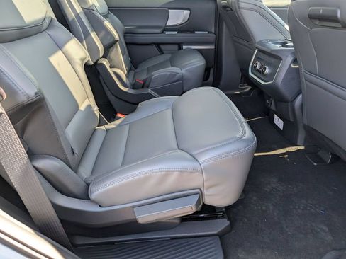 New 2026 Ford Expedition Active AWD/4WD image 54