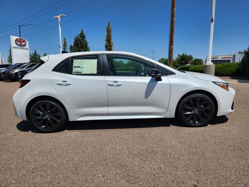 New 2026 Toyota Corolla XSE FWD image 2