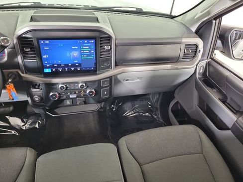 Used 2025 Ford F150 XLT w/ Equipment Group 301A Standard RWD image 17