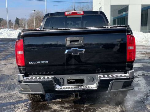 Certified 2016 Chevrolet Colorado Z71 w/ Z71 Midnight Edition image 7