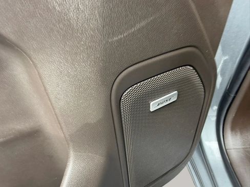 Used 2019 Chevrolet Silverado 1500 LTZ w/ Technology Package AWD/4WD image 13