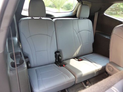 Used 2023 Buick Enclave Essence w/ Experience Buick Package AWD/4WD image 52
