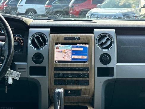 Used 2011 Ford F150 Lariat w/ Lariat Chrome Pkg RWD image 20
