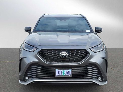 Certified 2026 Toyota Highlander XSE AWD/4WD image 8