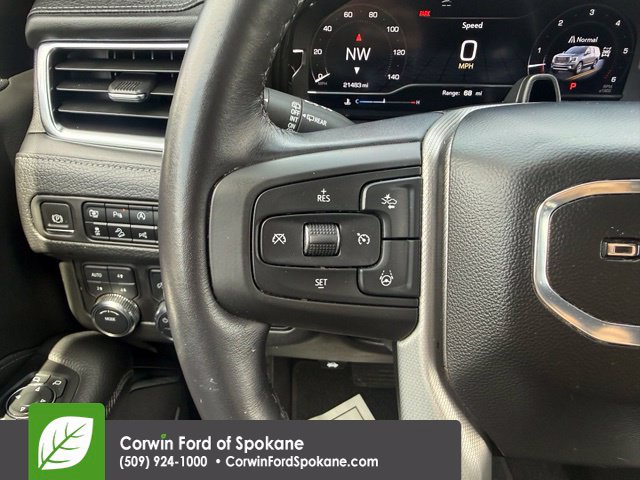 Used 2023 GMC Yukon XL Denali w/ Advanced Technology Package AWD/4WD image 26