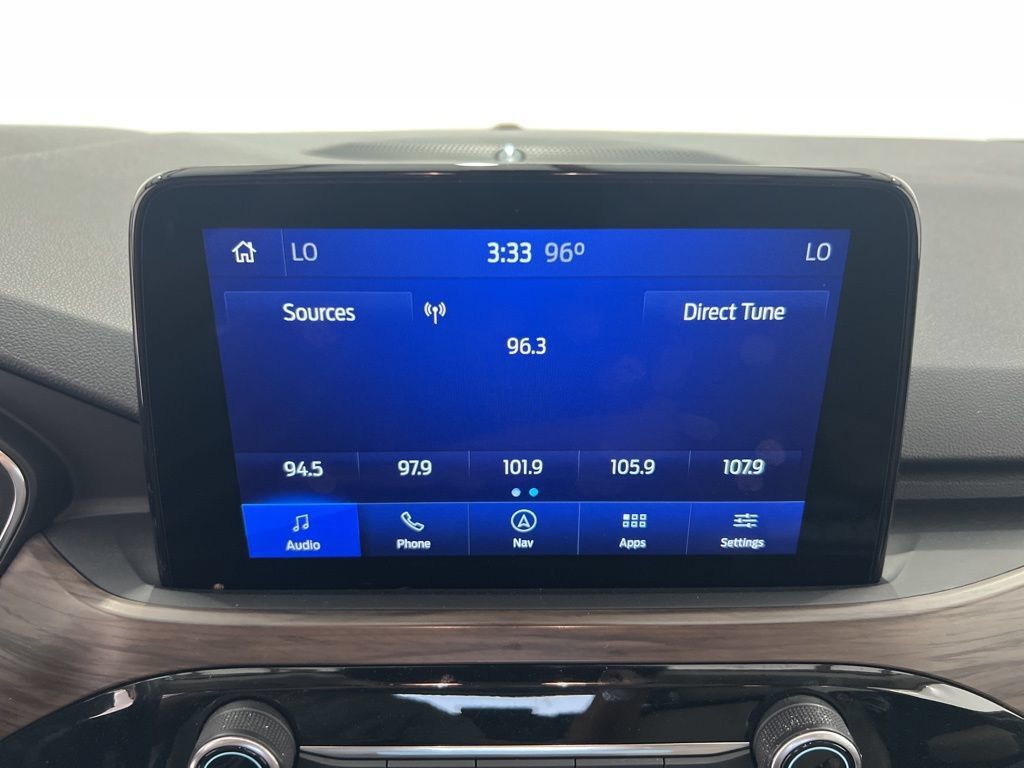 Used 2020 Ford Escape Titanium AWD/4WD image 12
