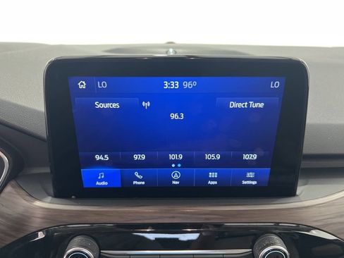 Used 2020 Ford Escape Titanium AWD/4WD image 12
