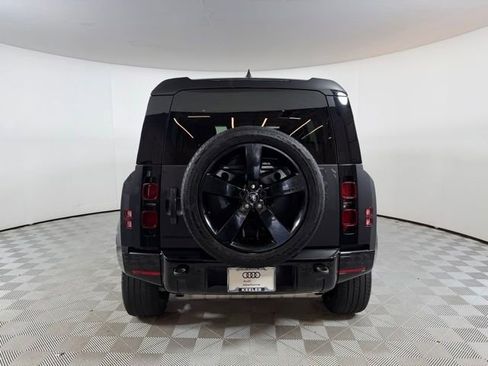 Used 2024 Land Rover Defender 110 X-Dynamic SE AWD/4WD image 6