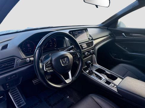 Used 2019 Honda Accord Sport image 9