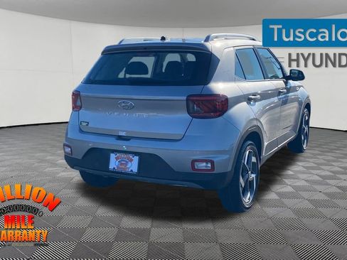 New 2026 Hyundai Venue SEL image 9