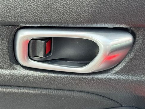 Used 2024 Honda Civic Sport image 19