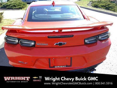 Used 2019 Chevrolet Camaro ZL1 image 4