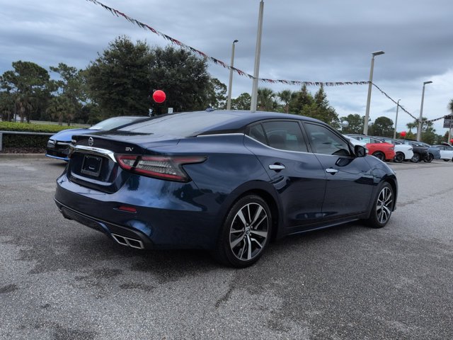 Used 2022 Nissan Maxima SV w/ Floor Mat Group FWD image 5