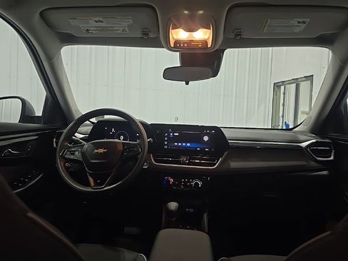 Used 2024 Chevrolet TrailBlazer LT image 26