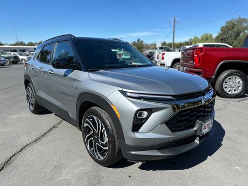 New 2026 Chevrolet TrailBlazer RS w/ Convenience Package image 3