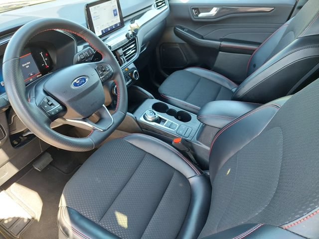 Used 2025 Ford Escape ST-Line FWD image 9