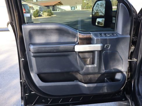 Used 2022 Ford F350 Lariat w/ Lariat Value Package image 23