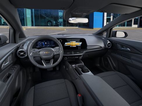 New 2026 Chevrolet Equinox EV LT image 15
