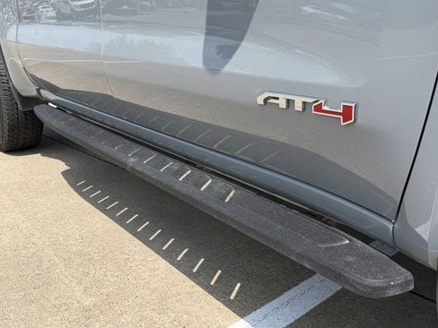 Used 2024 GMC Sierra 1500 AT4 w/ AT4 Premium Package image 10