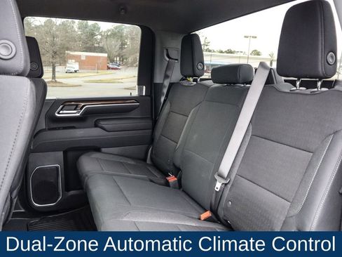 Used 2025 Chevrolet Silverado 2500 LT w/ Convenience Package image 12