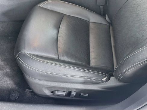 Used 2025 Nissan Altima 2.5 SL FWD image 24