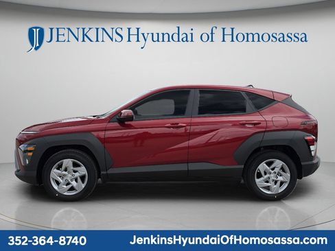 New 2027 Hyundai Kona SE FWD image 8
