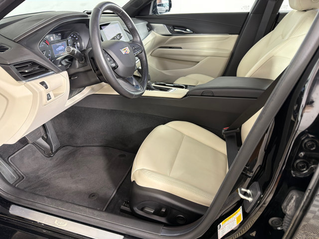 Used 2022 Cadillac CT4 Luxury w/ LPO, Exterior Accent Package RWD image 11