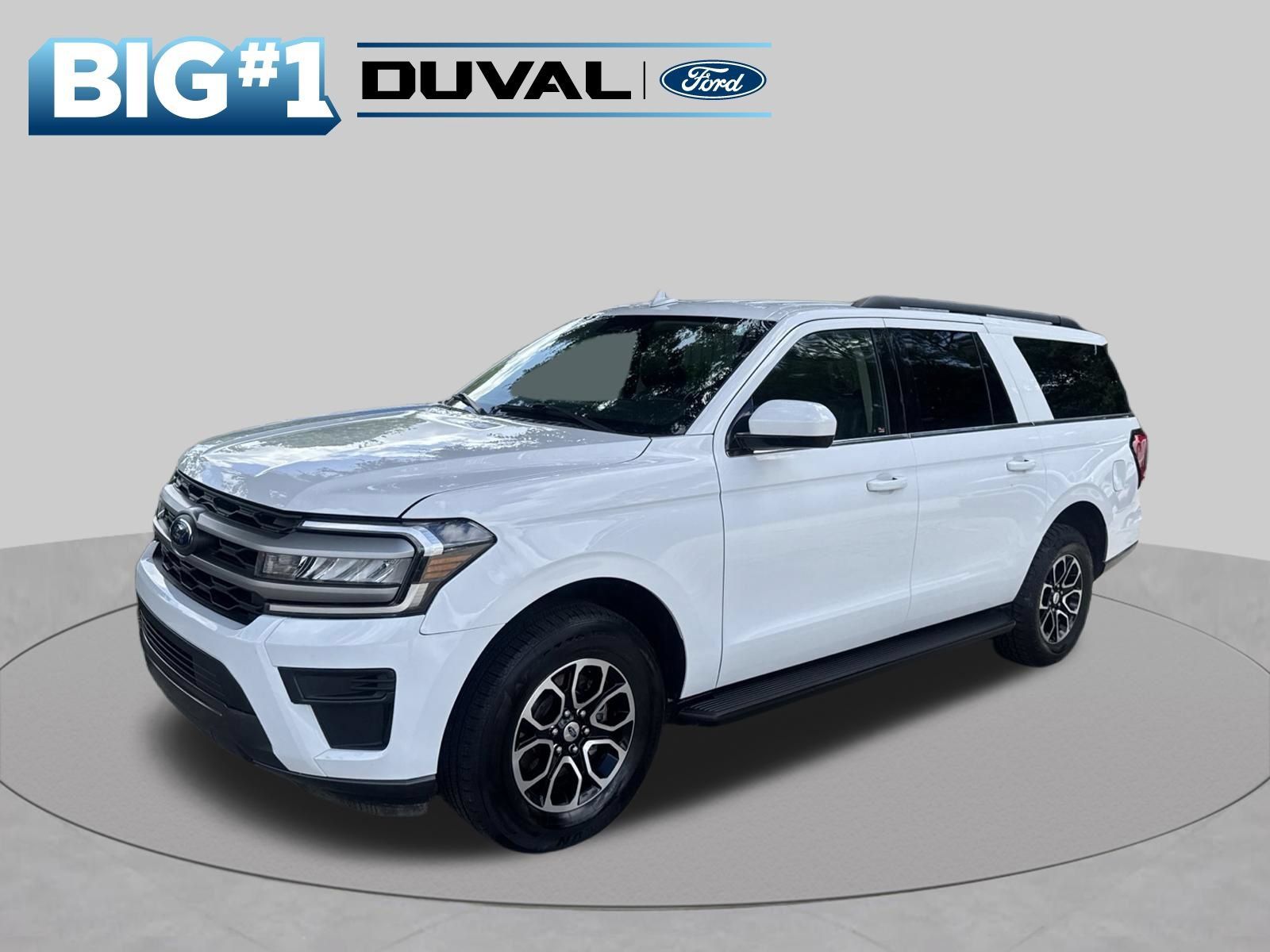 Used 2024 Ford Expedition Max XLT RWD image 3