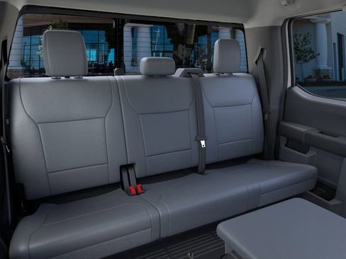 New 2025 Ford F550 4x4 SuperCab Super Duty image 11