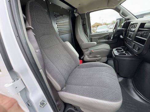 Used 2024 Chevrolet Express 2500 w/ Driver Convenience Package image 48