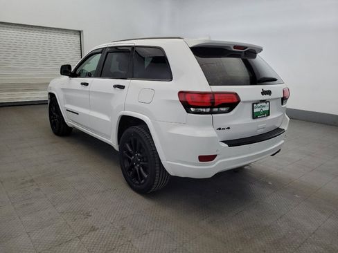 Used 2018 Jeep Grand Cherokee Altitude AWD/4WD image 5