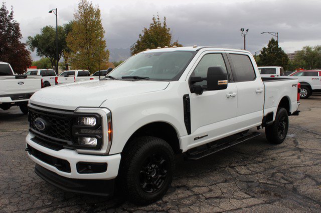 Used 2024 Ford F350 XLT w/ XLT Premium Package AWD/4WD image 1