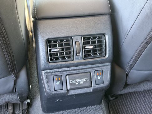 Used 2018 Subaru Outback 2.5i Limited AWD/4WD image 22