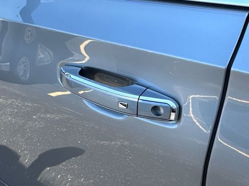 New 2026 GMC Yukon XL Denali Ultimate image 14