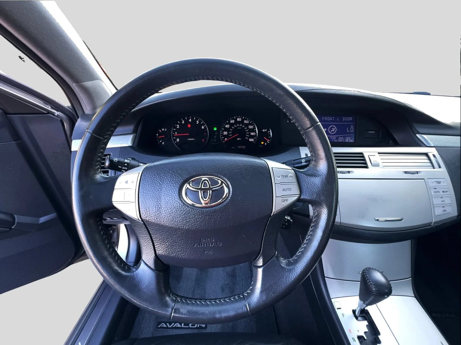 Used 2005 Toyota Avalon Touring FWD image 24