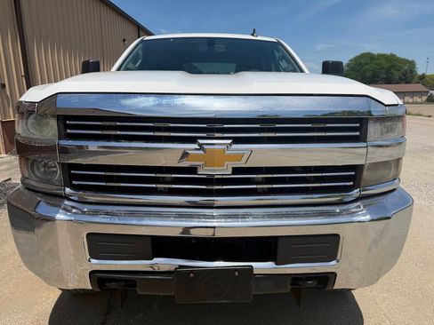 Used 2015 Chevrolet Silverado 2500 W/T w/ WT Convenience Package AWD/4WD image 15