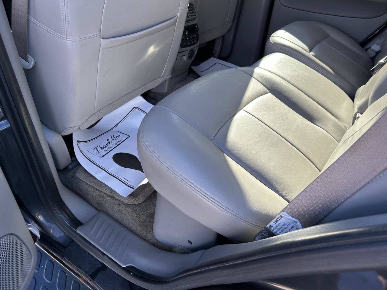 Used 2007 GMC Envoy SLT AWD/4WD image 9