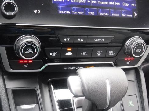 Used 2017 Honda CR-V EX image 18