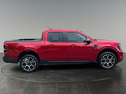 Used 2025 Ford Maverick Lariat w/ 4K Tow Package AWD/4WD image 10