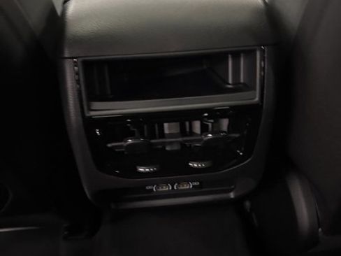 New 2025 Jeep Grand Cherokee Laredo X image 7