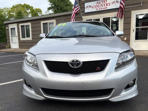 Used 2009 Toyota Corolla S FWD image 2