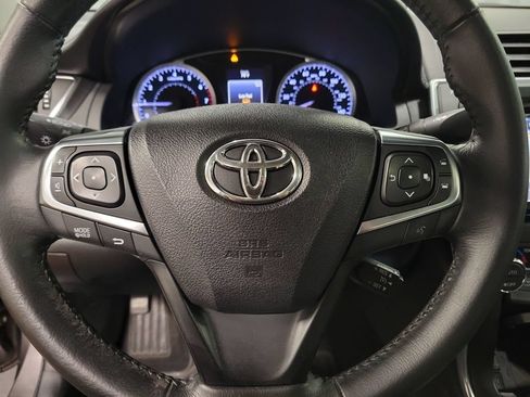 Used 2015 Toyota Camry XLE FWD image 24