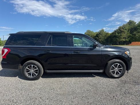 Used 2019 Ford Expedition Max XLT AWD/4WD image 2