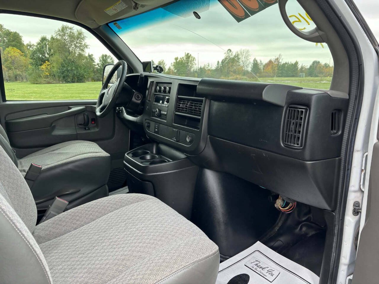 Used 2015 GMC Savana 2500 RWD image 10
