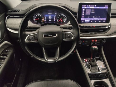 Used 2022 Jeep Compass Latitude image 22